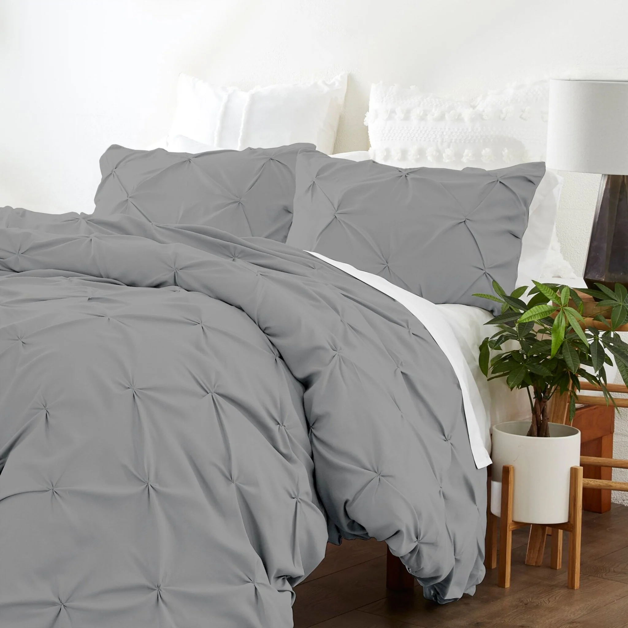 Organic Cotton Pintuck Duvet Set - Image 8
